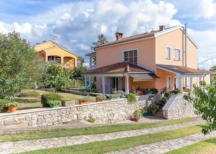 Villa Katica